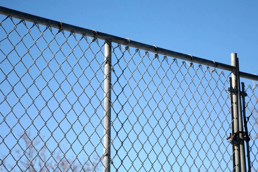 chain link fence