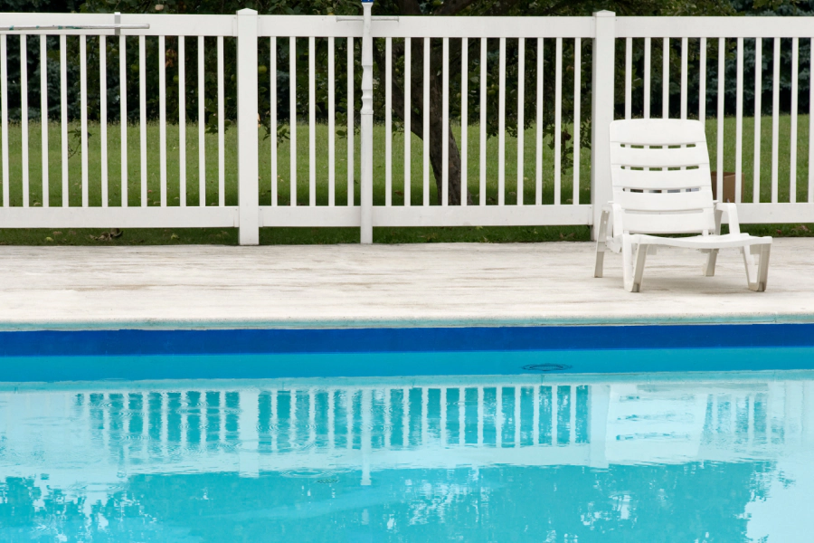 pool fence installation