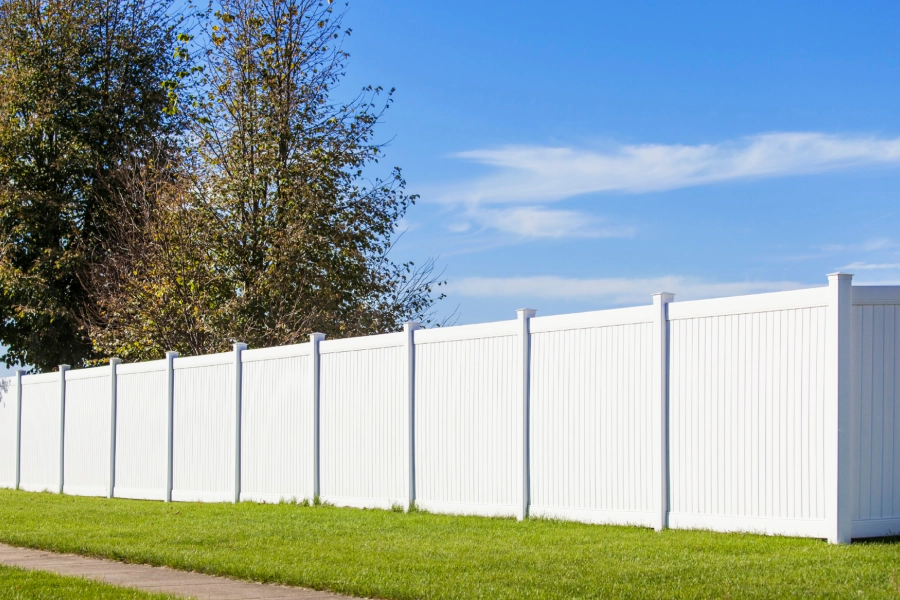 privacy fence installation