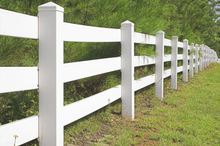 rail fence installation